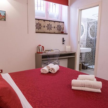Barlaman Luxury Rooms Palermo Exterior foto
