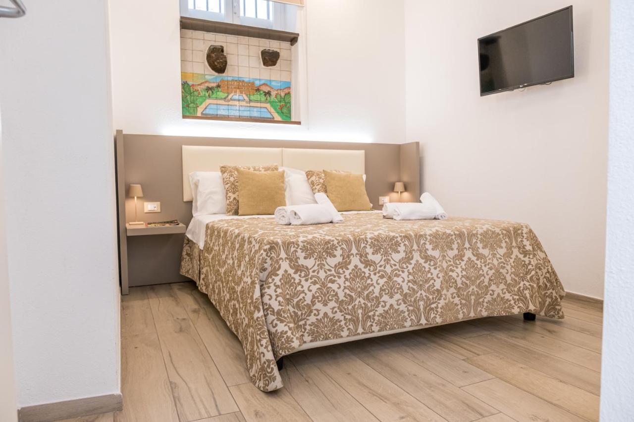 Barlaman Luxury Rooms Palermo Exterior foto